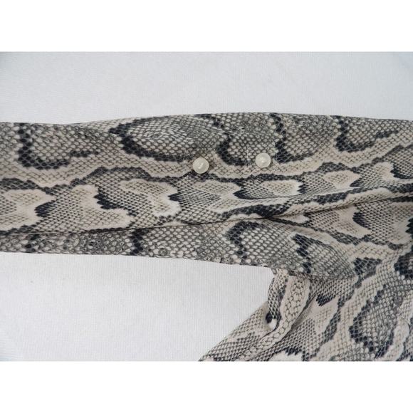 Express Womens Top Sz Small Snake Print Button Up Roll Tab Sleeve Collarless - Picture 12 of 13